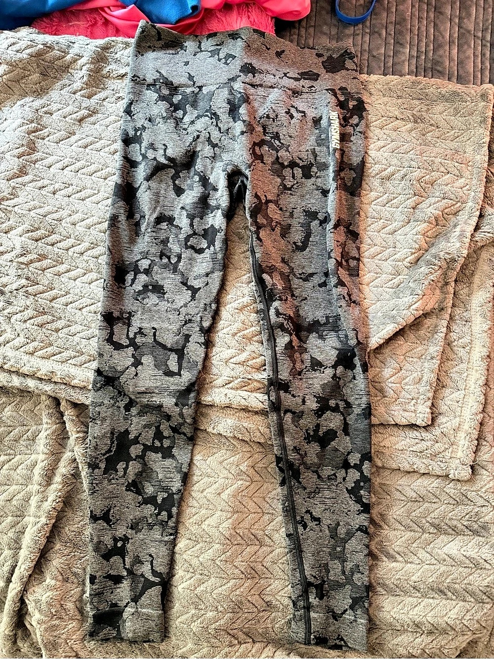 Gymshark Adapt Camo Seamless Leggings Gray & Black